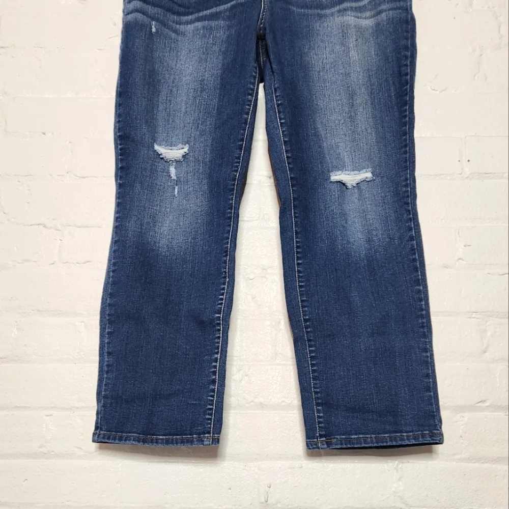 Distressed Straight Leg Jeans - Picture 4 of 6